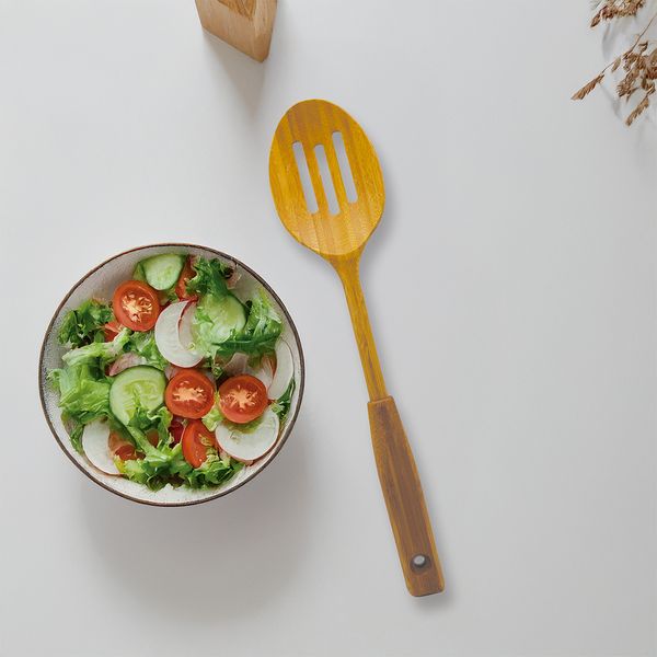 Colher vazada de bambu resistente 35cm - oikos