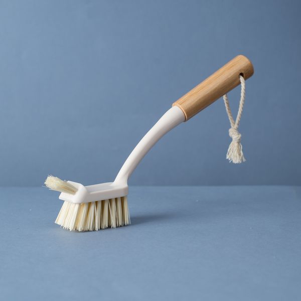 Escova de limpeza duo com cabo de bambu - oikos