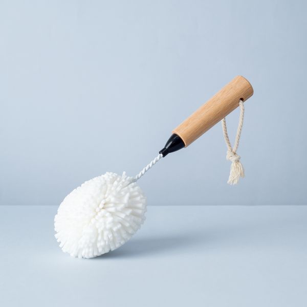 Escova para lavar copos com cabo de bambu - oikos